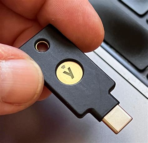 yubikey 5 nfc keygen